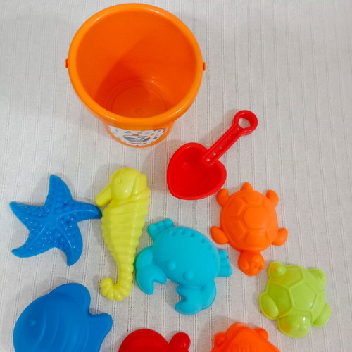 Beach toys like new, pack