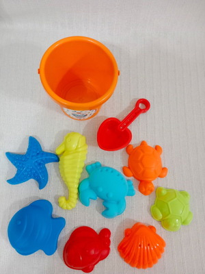 Beach toys like new, pack