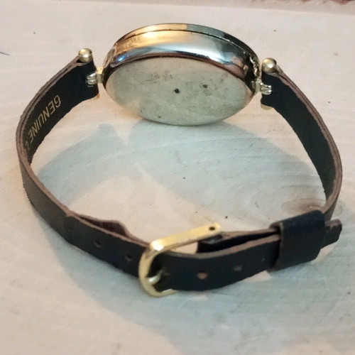 Bracelet / cameo vintage watch