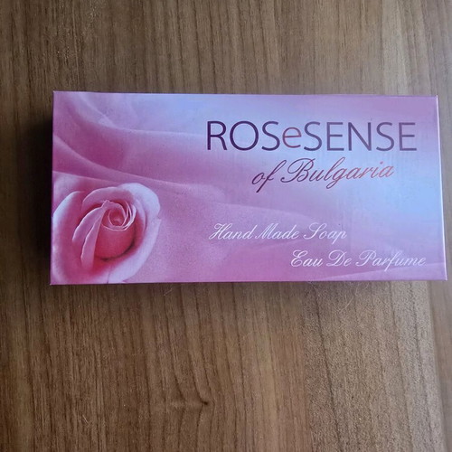 Gift set with three soaps and rose fragrance, new
