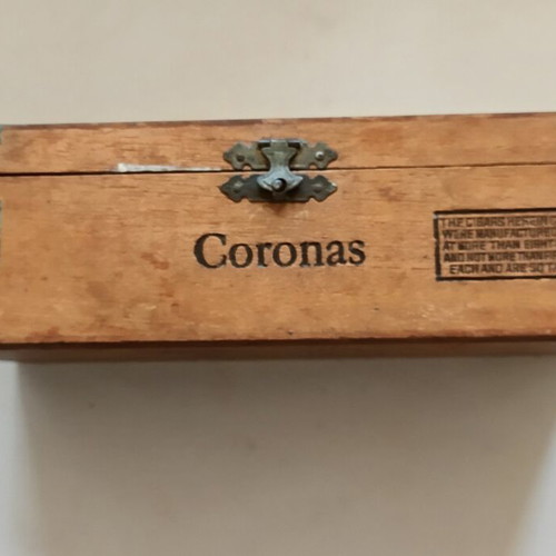 Flor de Mendel wooden cigar box used, vintage 1910-1920