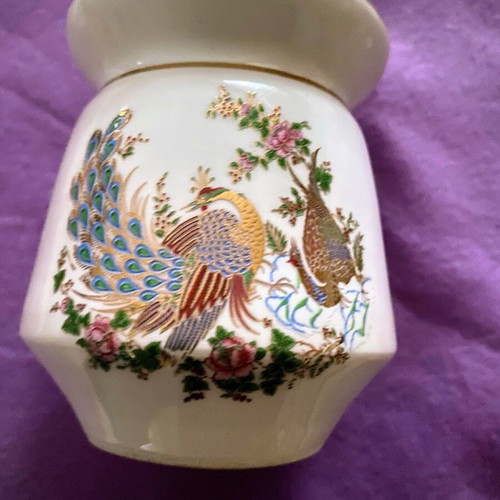 Set of 2 handmade porcelain vases with peacocks and 24K gold used