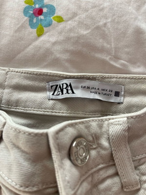 Zara μπεζ τζιν ψηλομέσο σαν καινούργιο