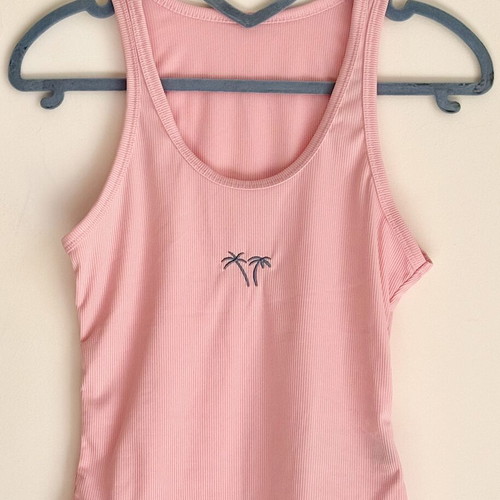 Shein Pink Ribbed Crop Tank Top M New with Palm Tree Embroidery