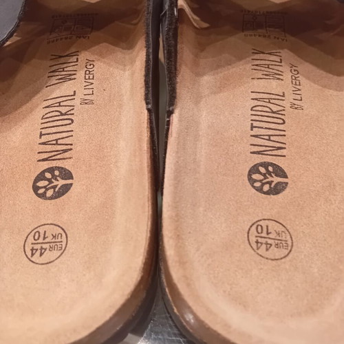 Men's anatomical slippers sandals size 44 new, black