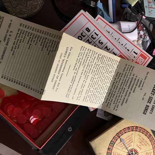 Bingo pocket game 1942 E.S Lowe Vol 522 like new