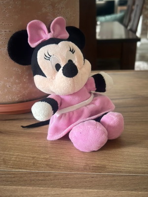 Λούτρινο παιχνίδι Disney Minnie Mouse μεταχειρισμένο σε πολύ καλή κατάσταση