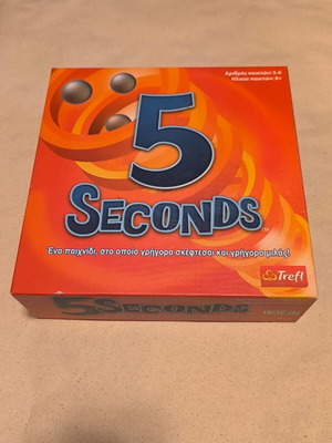 5 Seconds board game like new in Greek
