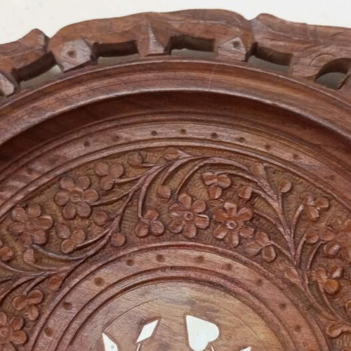 Vintage carved wooden tray like new with floral details