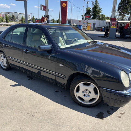 Mercedes E 200 Kompressor sedan used, 1999, petrol, manual