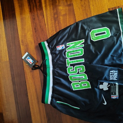 NBA Boston Celtics shorts new, medium size