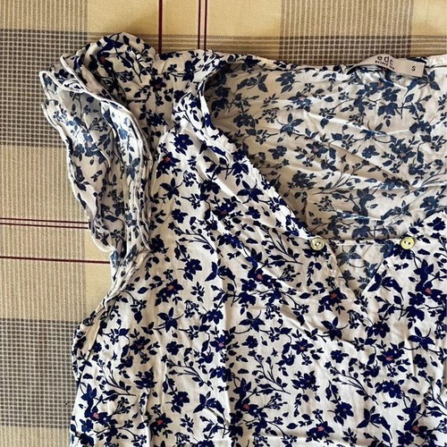 Floral blouse EDC by Esprit used, white and blue, size S