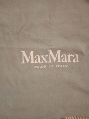 Θήκη σκόνης Max Mara, μέγεθος 46x37