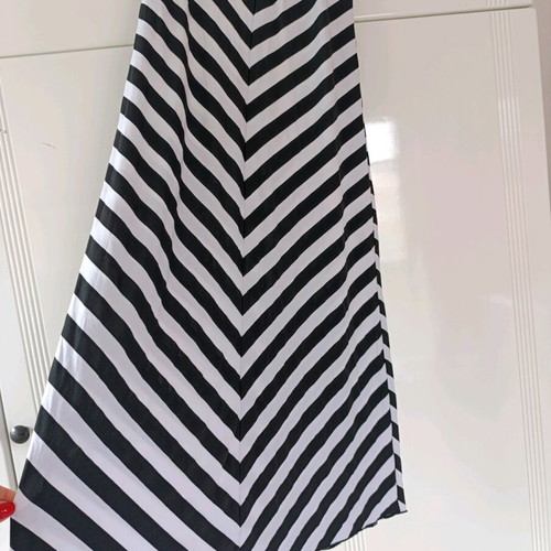 Maxi striped skirt like new, black and white