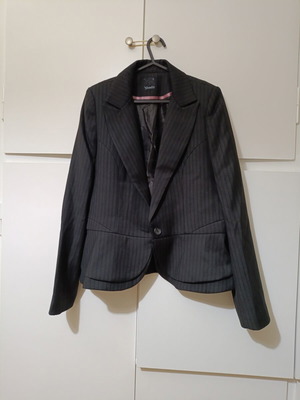 Women's jacket black Ysatis like new, size 3