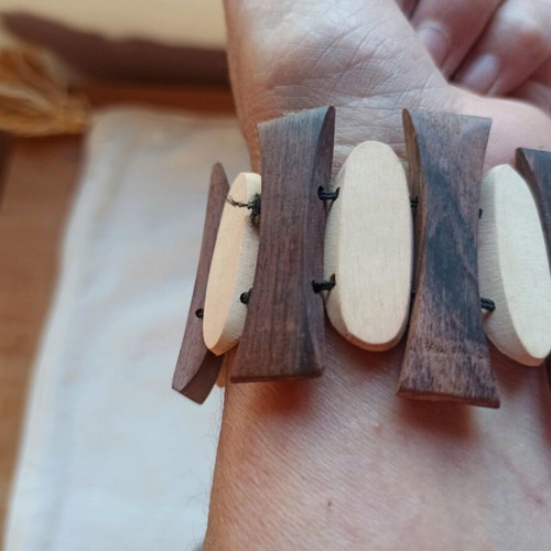 Wooden bracelets new, handmade elastic natural tones