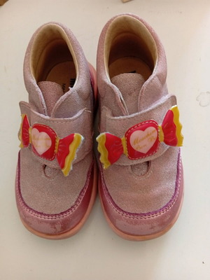 Moschino kids shoes used, size 23, pink sneakers