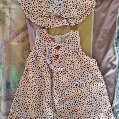 Baby dress with hat 15 months like new