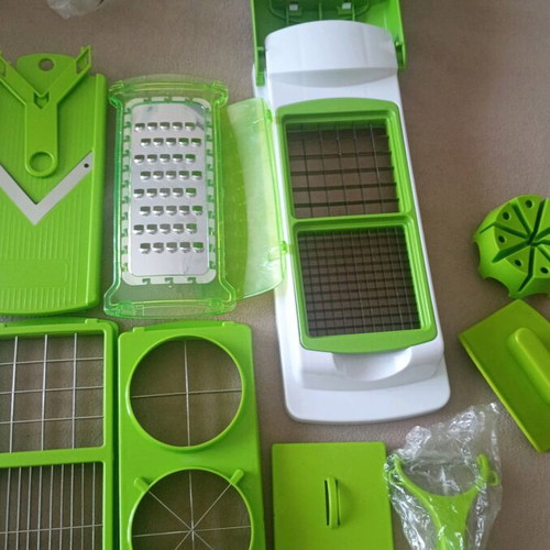 Vegetable and fruit slicer new without container