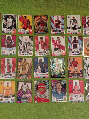 Premier League 365 Panini Adrenalyn XL cards like new, pack of 27