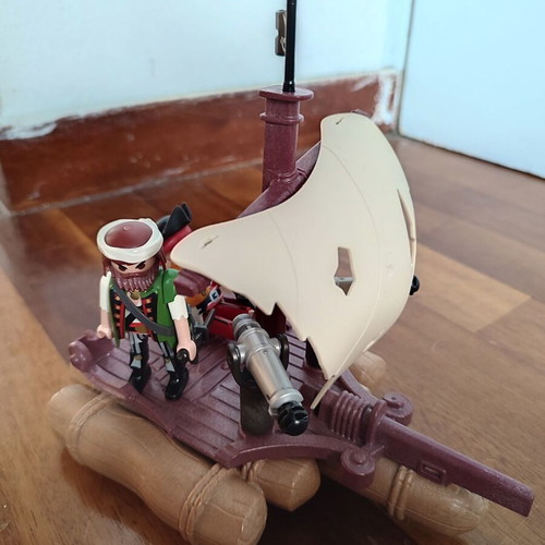 Playmobil pirates with raft like new