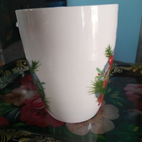 Christmas mug new with fir tree and bird design
