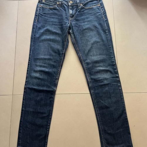 Levi's 572 Bootcut Jeans used, dark wash blue denim, size S 36