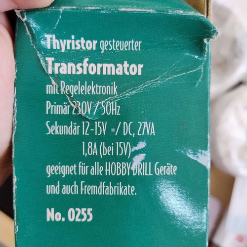 Transformer with Voltage Regulator like new