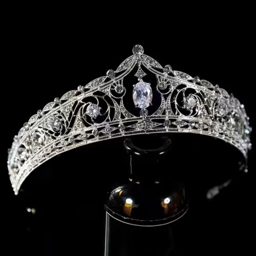 Bridal tiara with crystal rhinestones, new