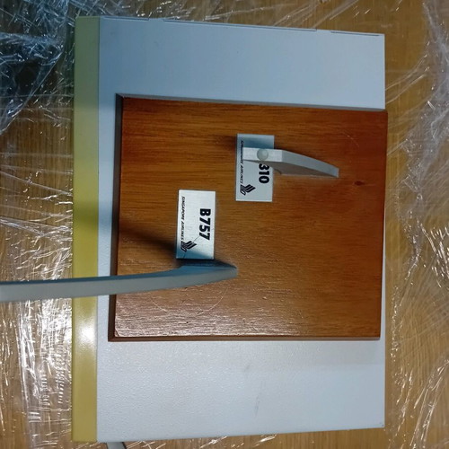 Metal Singapore Airlines airplane models used, set of 2