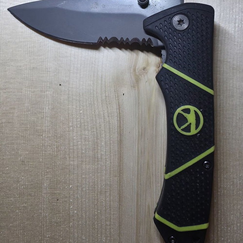 Pack of 9 knives used
