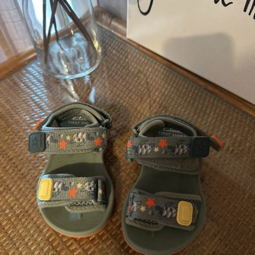 Clark’s children’s sandals, size 21