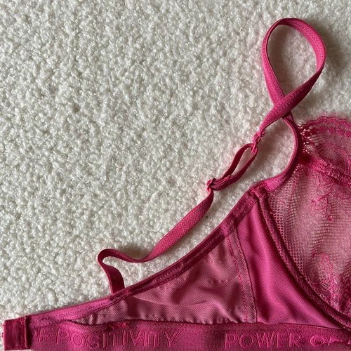 Hunkemöller pink lace see-through bra 75D used, good condition