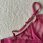 Hunkemöller pink lace see-through bra 75D used, good condition