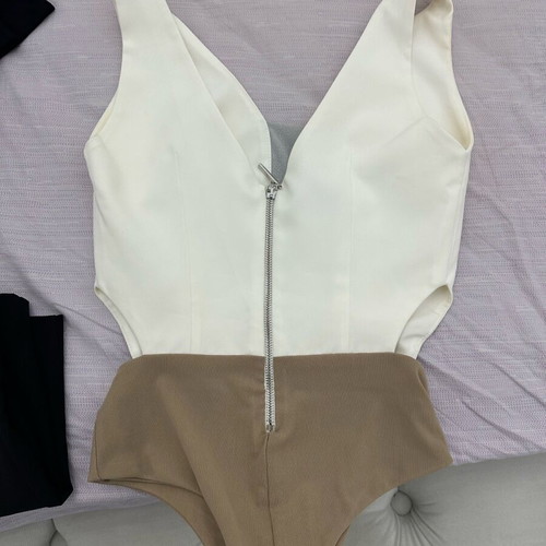 Bsb bodysuit like new, size M 38 10