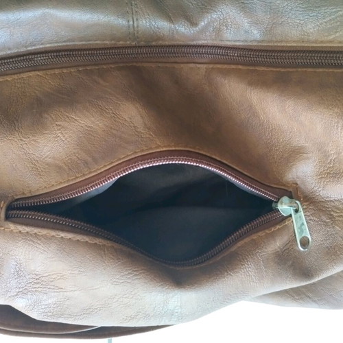 Large crossbody bag used, brown, zipper issue inside