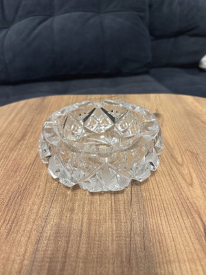 Crystal decorative ashtray