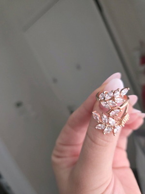 Rose Gold ring like new
