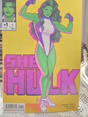 She Hulk Marvel Comics used #1
