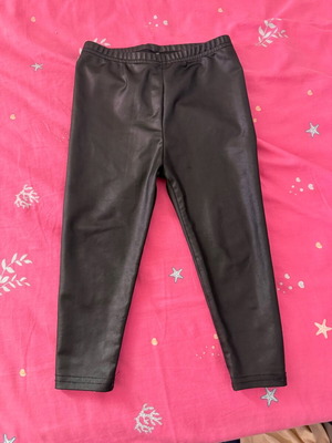 Leather leggings like new, for 2-3 years old