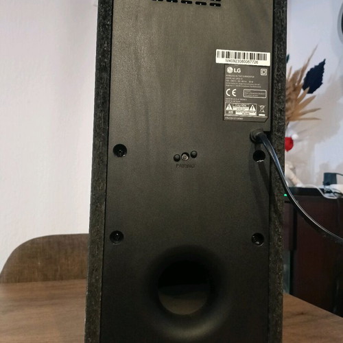 LG Soundbar S40Q 300W σαν καινούργιο με ασύρματο subwoofer