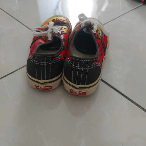 Vans kids athletic shoes like new, size 37