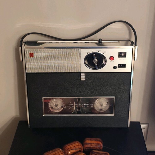 National RQ-152S vintage reel-to-reel tape recorder (1965)