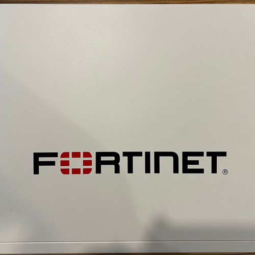 FortiAnalyzer 200F used, centralized log and analysis appliance
