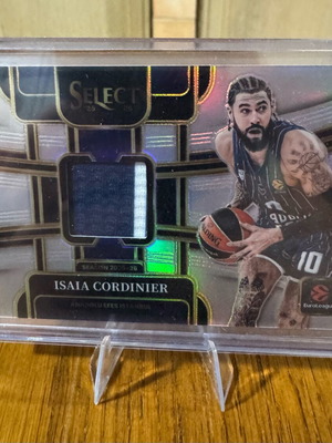 Isaia Cordinier Patch /125 basketball card