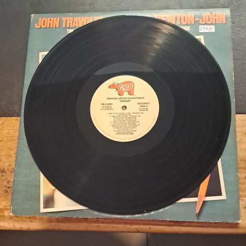 Grease soundtrack vinyl used, John Travolta Olivia Newton-John
