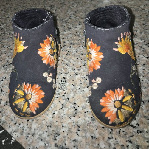 Zara No 21 shoes used in very good condition