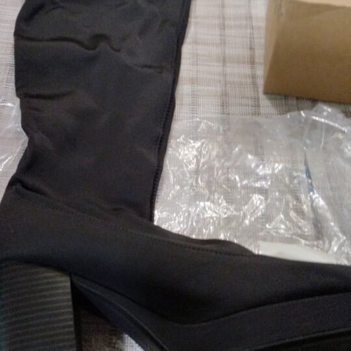 Bershka black high boots like new, size 37