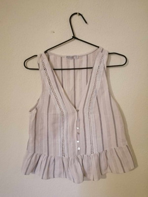 Beige shirt with buttons used, size L