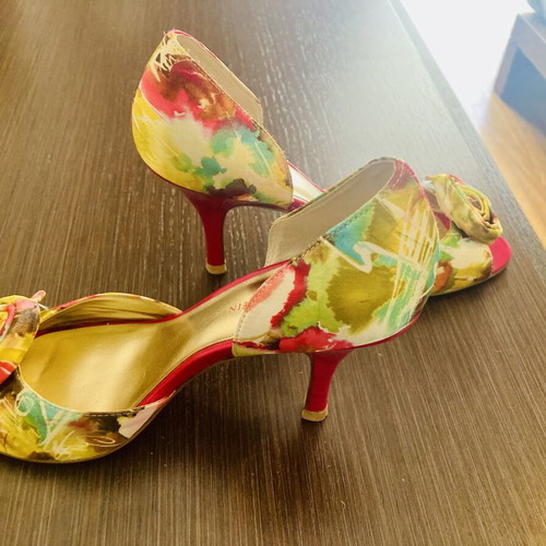 Anne Klein platform sandals size 38 used, pink multicolor